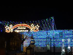 Christmas lights switch on market
